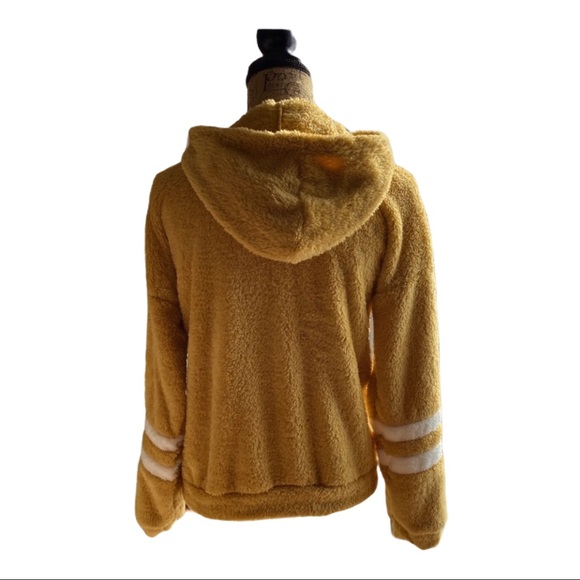 🌼💛Extremely Soft Hoodie - Picture 12 of 16